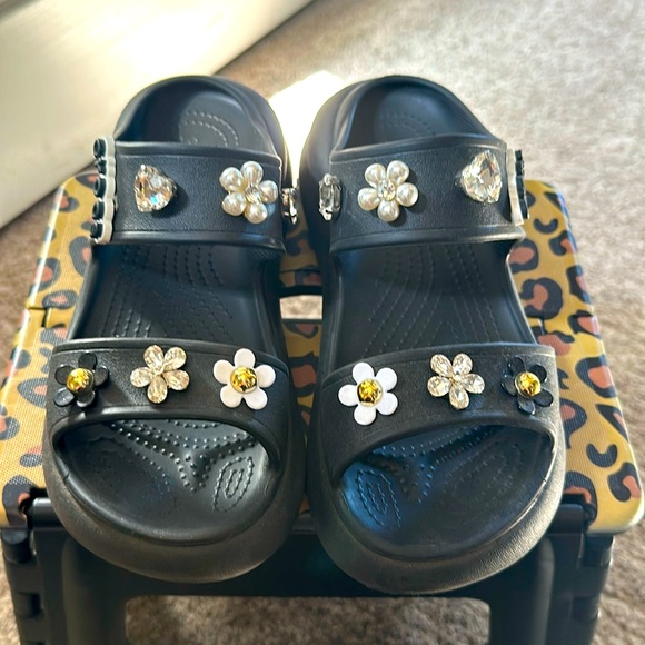 Crocs - Picture 1 of 5